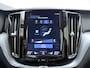 Volvo XC60 T5 251pk Automaat Momentum Pro / Stoelverwarming / Trekhaak / Leder / Zittingverlenger / AppleCarplay / PDC + Camera / lane Keeping Aid / Elektr. Achterklep / 18'' /