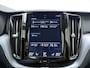 Volvo XC60 T5 251pk Automaat Momentum Pro / Stoelverwarming / Trekhaak / Leder / Zittingverlenger / AppleCarplay / PDC + Camera / lane Keeping Aid / Elektr. Achterklep / 18'' /