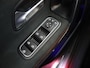 Mercedes-Benz A-klasse 180 Business Solution AMG | Night | Panoramaschuifdak | Achteruitrijcamera | Sfeerverlichting| MULTIBEAM LED | 19 inch AMG-velgen |