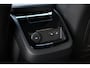 Volvo V60 T8 Plug-in hybrid AWD Plus Dark | Trekhaak | Panoramadak | Verwarmbare voorstoelen, achterbank en stuurwiel | Head-up display | 360 graden camera | Premium audio by Harman Kardon | Apple carplay/Android auto | Keyless |