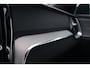 Volvo V60 2.0 T8 Plug-in Hybrid AWD Plus Dark | PHEV Long Range | Trekhaak | Sportstoelen | Panoramadak | Harman Kardon Audio | Head-up Display | 360 Graden Camera | Stoelverwarming voor en achter | Keyless Entry | Elektrische Achterklep | Elektrisch Verstelbare Voorstoelen | Cruise Control Adaptief | BLIS | Google Navigatie | Apple Carplay | Android Auto