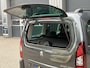 Peugeot Partner Tepee 1.2 PureTech Style | Navi | Carplay | PDC | Trekhaak | Cruise Control | Airco | Interesse? Bel of App naar: 06 30 51 05 90