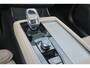 Volvo XC90 T8 Recharge AWD Ultra Dark Exec. Ed. - Luchtvering - Panorama/schuifdak - IntelliSafe Assist & Surround - 360º Camera - Bowers & Wilkins audio - Adaptieve LED koplampen - Verwarmde voorstoelen, stuur & achterbank - Parkeersensoren voor & achter - Elektr. bedienb. voorstoelen met geheugen - Geventileerde voorstoelen - Head up display - Draadloze tel. lader - Extra getint glas - 22' LMV