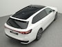 Volkswagen Passat Variant R-Line Edition 1.5 eHybrid 272 PK | LED Matrix IQ | Panoramadak | Leder | Verlengde fabrieksgarantie | Head-Up Display | DCC | Harman Kardon | Side Assist |