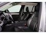Volvo XC90 T8 Recharge AWD Ultra Dark - Luchtvering - Panorama/schuifdak - IntelliSafe Assist & Surround - 360º Camera - B&W Audio - Verwarmde voorstoelen, stuur & achterbank - Parkeersensoren voor & achter - Elektr. bedienb. voorstoelen met geheugen - Head up display - Draadloze tel. lader - Extra getint glas - 21' LMV