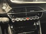Peugeot 208 1.2 Hybrid 145 e-DCS6 GT | APPLE CARPLAY & ANDROID AUTO | CAMERA VOOR EN ACHTER | MASSAGE STOEL | STOELVERWARMING | DEMO AUTO |