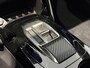 Peugeot 208 1.2 Hybrid 145 e-DCS6 GT | APPLE CARPLAY & ANDROID AUTO | CAMERA VOOR EN ACHTER | MASSAGE STOEL | STOELVERWARMING | DEMO AUTO |