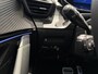 Peugeot 208 1.2 Hybrid 145 e-DCS6 GT | APPLE CARPLAY & ANDROID AUTO | CAMERA VOOR EN ACHTER | MASSAGE STOEL | STOELVERWARMING | DEMO AUTO |