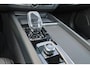 Volvo XC60 T6 Recharge AWD Plus Black Edition - Panorama/schuifdak - IntelliSafe Assist & Surround - 360º Camera - Harman/Kardon audio - Verwarmde voorstoelen, stuur & achterbank - Parkeersensoren voor & achter - Elektr. bedienb. voorstoelen met geheugen - Head up display - Draadloze tel. lader - Extra getint glas - 21' LMV