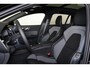 Volvo V60 T6 Recharge AWD Plus Dark - Panorama/schuifdak - IntelliSafe Assist & Surround - 360º Camera - Harman/Kardon audio - Verwarmde voorstoelen, stuur & achterbank - Parkeersensoren voor & achter - Elektr. bedienb. voorstoelen met geheugen - Head up display - Extra getint glas - 19' LMV