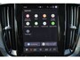 Volvo V60 T6 Recharge AWD Plus Dark - Panorama/schuifdak - IntelliSafe Assist & Surround - 360º Camera - Harman/Kardon audio - Verwarmde voorstoelen, stuur & achterbank - Parkeersensoren voor & achter - Elektr. bedienb. voorstoelen met geheugen - Head up display - Extra getint glas - 19' LMV