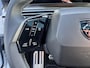 Peugeot E-3008 GT 73 kWh | NIEUW | 16% bijtelling tot € 30.000 | WLTP tot 526km | 160kW snelladen | Schuif-/kanteldak | Stoel- & stuurverwarming | Elektr. achterklep | Adaptieve Cruise Control | Navi