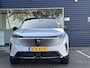 Peugeot E-3008 GT 73 kWh | NIEUW | 16% bijtelling tot € 30.000 | WLTP tot 526km | 160kW snelladen | Schuif-/kanteldak | Stoel- & stuurverwarming | Elektr. achterklep | Adaptieve Cruise Control | Navi