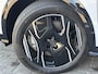 Peugeot E-3008 GT 73 kWh | NIEUW | 16% bijtelling tot € 30.000 | WLTP tot 526km | 160kW snelladen | Schuif-/kanteldak | Stoel- & stuurverwarming | Elektr. achterklep | Adaptieve Cruise Control | Navi
