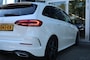 Mercedes-Benz B-klasse B180, AMG-Line, Dodehoek, Stoelverw, Trekhaak, Burmester incl subwoofer etc.