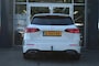 Mercedes-Benz B-klasse B180, AMG-Line, Dodehoek, Stoelverw, Trekhaak, Burmester incl subwoofer etc.