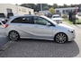 Mercedes-Benz B-klasse 180 Nederlandse auto/Panoramadak/Stoelverwarming/Harman Kardon/Trekhaak/Elektrische stoel met geheugen/Parkeersensoren/Navigatie