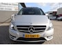 Mercedes-Benz B-klasse 180 Nederlandse auto/Panoramadak/Stoelverwarming/Harman Kardon/Trekhaak/Elektrische stoel met geheugen/Parkeersensoren/Navigatie