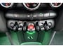 MINI Cooper 5-Deurs 1.5 60 Years Edition Automaat | Navigatie | Climate control | Parkeersensoren |5 Deurs | Lichtmetalen velgen black | Keyless