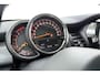 MINI Cooper 5-Deurs 1.5 60 Years Edition Automaat | Navigatie | Climate control | Parkeersensoren |5 Deurs | Lichtmetalen velgen black | Keyless