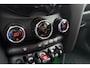 MINI Cooper 5-Deurs 1.5 60 Years Edition Automaat | Navigatie | Climate control | Parkeersensoren |5 Deurs | Lichtmetalen velgen black | Keyless