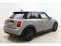 MINI Cooper 5-Deurs 1.5 60 Years Edition Automaat | Navigatie | Climate control | Parkeersensoren |5 Deurs | Lichtmetalen velgen black | Keyless