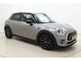 MINI Cooper 5-Deurs 1.5 60 Years Edition Automaat | Navigatie | Climate control | Parkeersensoren |5 Deurs | Lichtmetalen velgen black | Keyless