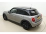 MINI Cooper 5-Deurs 1.5 60 Years Edition Automaat | Navigatie | Climate control | Parkeersensoren |5 Deurs | Lichtmetalen velgen black | Keyless