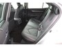 Toyota Camry 2.5 Hybrid Premium | Lederen Bekleding | JBL | Separaat bediening Achterbank | Trekhaak | Parkeersensoren en Camera |
