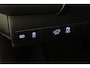 Toyota Camry 2.5 Hybrid Premium | Lederen Bekleding | JBL | Separaat bediening Achterbank | Trekhaak | Parkeersensoren en Camera |