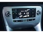 Lancia Delta 1.4-16V Oro Climate / Navi / Cruise / Parkeers. / Elektr. ramen / Trekhaak / Lm velgen / NAP