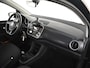 Volkswagen Up! 1.0 | Achteruitrijcamera | Cruise control | Multifunct. Stuurwiel Leder l Parkeersensoren l