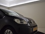 Volkswagen Up! 1.0 | Achteruitrijcamera | Cruise control | Multifunct. Stuurwiel Leder l Parkeersensoren l