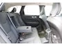 Volvo XC60 T6 Plug-in hybrid AWD Ultra Dark | Trekhaak | Luchtvering | Panoramadak | Verwarmbare voorstoelen, achterbank en stuurwiel | Head-up display | 360 graden camera | Premium audio by Harman Kardon | Apple carplay/Android auto | Keyless |