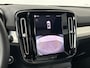 Volvo XC40 B4 197PK Plus Dark| Camera| Trekhaak| Adap.Cruise| H&K Audio| Pano