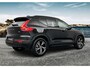 Volvo XC40 B4 197PK Plus Dark| Camera| Trekhaak| Adap.Cruise| H&K Audio| Pano