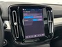 Volvo XC40 B4 197PK Plus Dark| Camera| Trekhaak| Adap.Cruise| H&K Audio| Pano