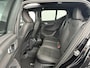 Volvo XC40 B4 197PK Plus Dark| Camera| Trekhaak| Adap.Cruise| H&K Audio| Pano