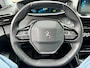 Peugeot e-2008 BWJ 2021 EV Allure 136 PK Pack 50 kWh FULL LED | HALF LEDER | ADAPTIVE CRUISE | CAMERA | KEYLESS | NAVI | CLIMA | CARPLAY + ANDROID | LMV | PDC