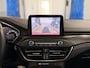 Ford Focus Wagon 1.5 EcoBoost Vignale Automaat PANORAMADAK I TREKHAAK I DRIVER ASSISTANCE PACK I WINTER PACK I B&O SOUNDSYSTEM I APPLE CARPLAY / ANDROID AUTO I