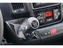 Peugeot Boxer 2.2 BlueHDi 140 L3H2 3.5t in Nieuwstaat |Betimmerd |BPM vrij |Trekhaak |Camera |Cruise |Navi |DEMO |EURO6D |3500 KG |Parkeersensoren |Carplay |Android auto