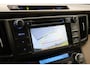 Toyota RAV4 2.0 Executive Business 4WD | Trekhaak | Navigatie | Leder | JBL | Stoelverwarming | Keyless | Xenon | Cruise Control | Clima | Parkeersensoren achter | Camera | 18 inch