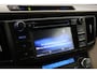 Toyota RAV4 2.0 Executive Business 4WD | Trekhaak | Navigatie | Leder | JBL | Stoelverwarming | Keyless | Xenon | Cruise Control | Clima | Parkeersensoren achter | Camera | 18 inch