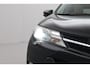 Toyota RAV4 2.0 Executive Business 4WD | Trekhaak | Navigatie | Leder | JBL | Stoelverwarming | Keyless | Xenon | Cruise Control | Clima | Parkeersensoren achter | Camera | 18 inch