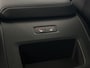 Volvo XC60 2.0 T6 Plug-in hybrid AWD Ultra Dark PHEV, Automaat, Panoramadak, Stoelverwarming, Stuurverwarming, Trekhaak semi elektrisch wegklapbaar, Lederen bekleding, 360 graden parkeercamera, Head-up display
