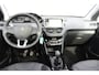 Peugeot 2008 1.2 PureTech 110pk Allure | Navigatie | Camera | Panoramadak | Grip control | Trekhaak | 35.000km | NL auto |