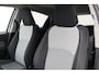 Toyota Yaris 1.5 Hybrid Dynamic | Apple Carplay / Android Auto | Keyless | Cruise Control | Clima | Parkeersensoren achter | Camera | 15 inch | Bluetooth | Rijstrooksensor