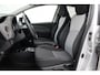 Toyota Yaris 1.5 Hybrid Dynamic | Apple Carplay / Android Auto | Keyless | Cruise Control | Clima | Parkeersensoren achter | Camera | 15 inch | Bluetooth | Rijstrooksensor