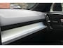Volvo XC40 2.0 B4 Plus Dark | Stoel-/ stuurwielverwarming | Trekhaak, inklapbaar | Achteruitrijcamera | Adaptieve cruise control | BLIS | Elektrisch verstelbare voorstoelen met geheugenfunctie | 19 inch. lichtmetalen velgen | All-season banden | Harman Kardon | Apple carplay/ Android auto