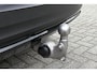 Volvo XC40 2.0 B4 Plus Dark | Stoel-/ stuurwielverwarming | Trekhaak, inklapbaar | Achteruitrijcamera | Adaptieve cruise control | BLIS | Elektrisch verstelbare voorstoelen met geheugenfunctie | 19 inch. lichtmetalen velgen | All-season banden | Harman Kardon | Apple carplay/ Android auto